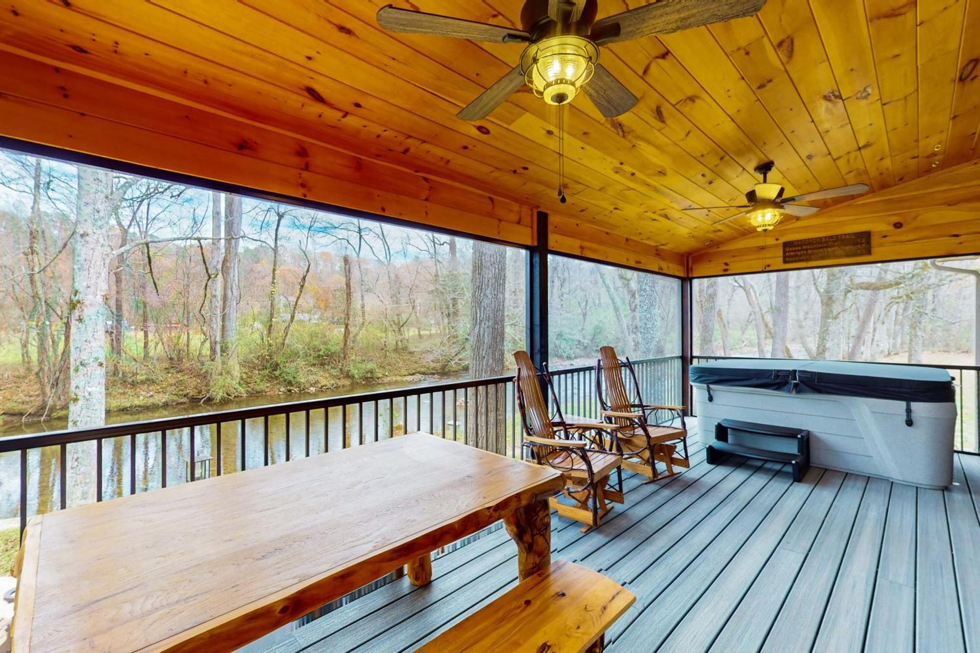 Rivers Edge Villa Cosby Bagian luar foto