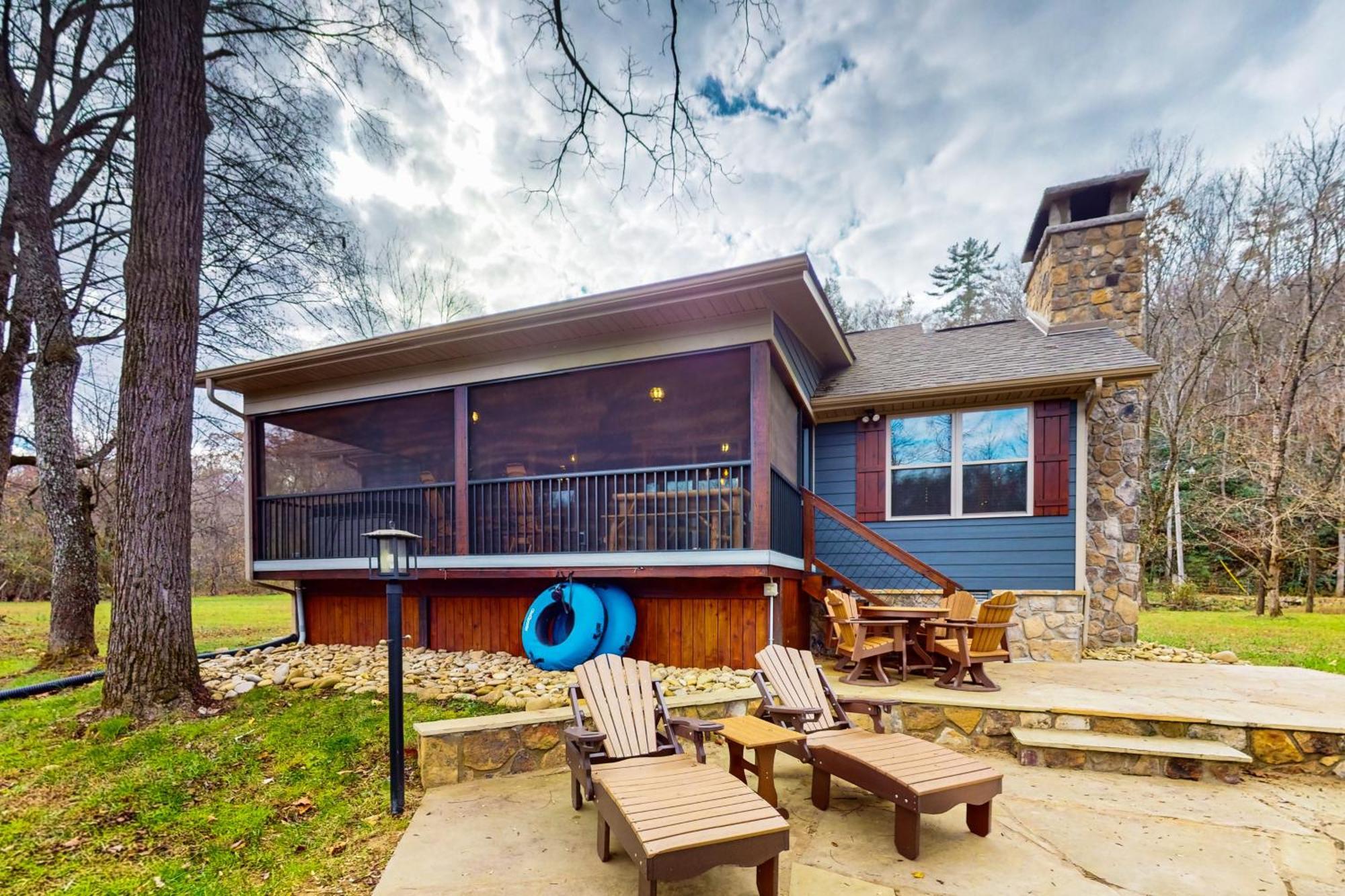 Rivers Edge Villa Cosby Bagian luar foto